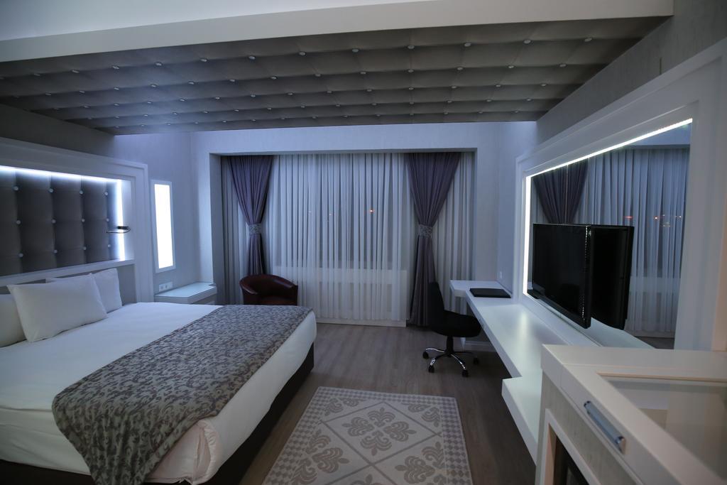 Seckin Hotel Сакария Екстериор снимка